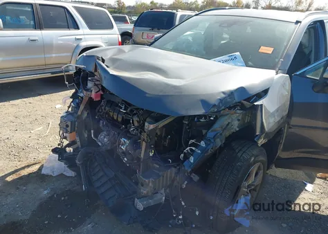 2025 Toyota Rav4 Xle из США, поврежденный, VIN 2T3P1RFV2SC541036